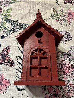 Vintage-Style Red Wooden Birdhouse Wall Accent - Unbranded